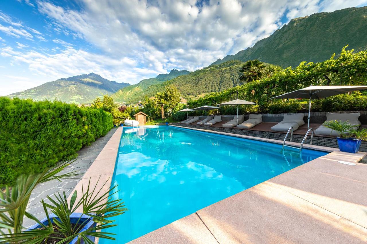 Palmengarten Hotel Gstoer Lagundo Exterior photo